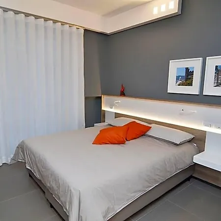 Bed In Centro 4*