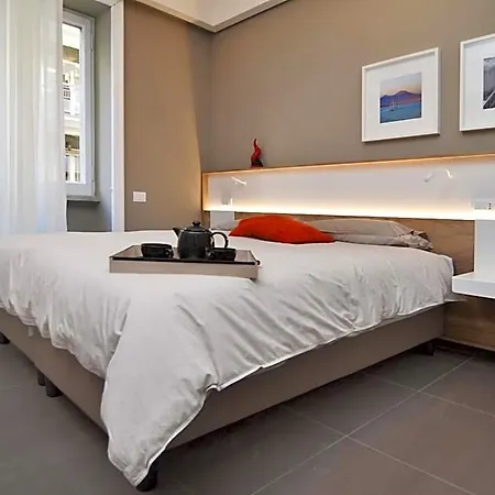 Bed In Centro ナポリ