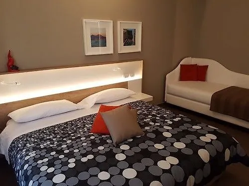 Bed In Centro B&B 4*